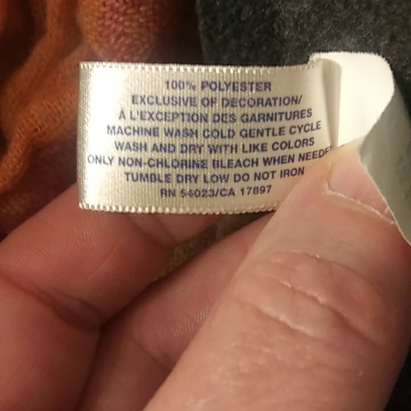 Scarf - Picture 7 of 7